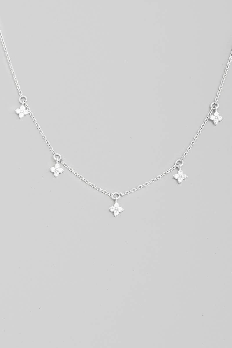 The Looks by Fame Accessories - Pave Clover Charms Chain Necklace: G