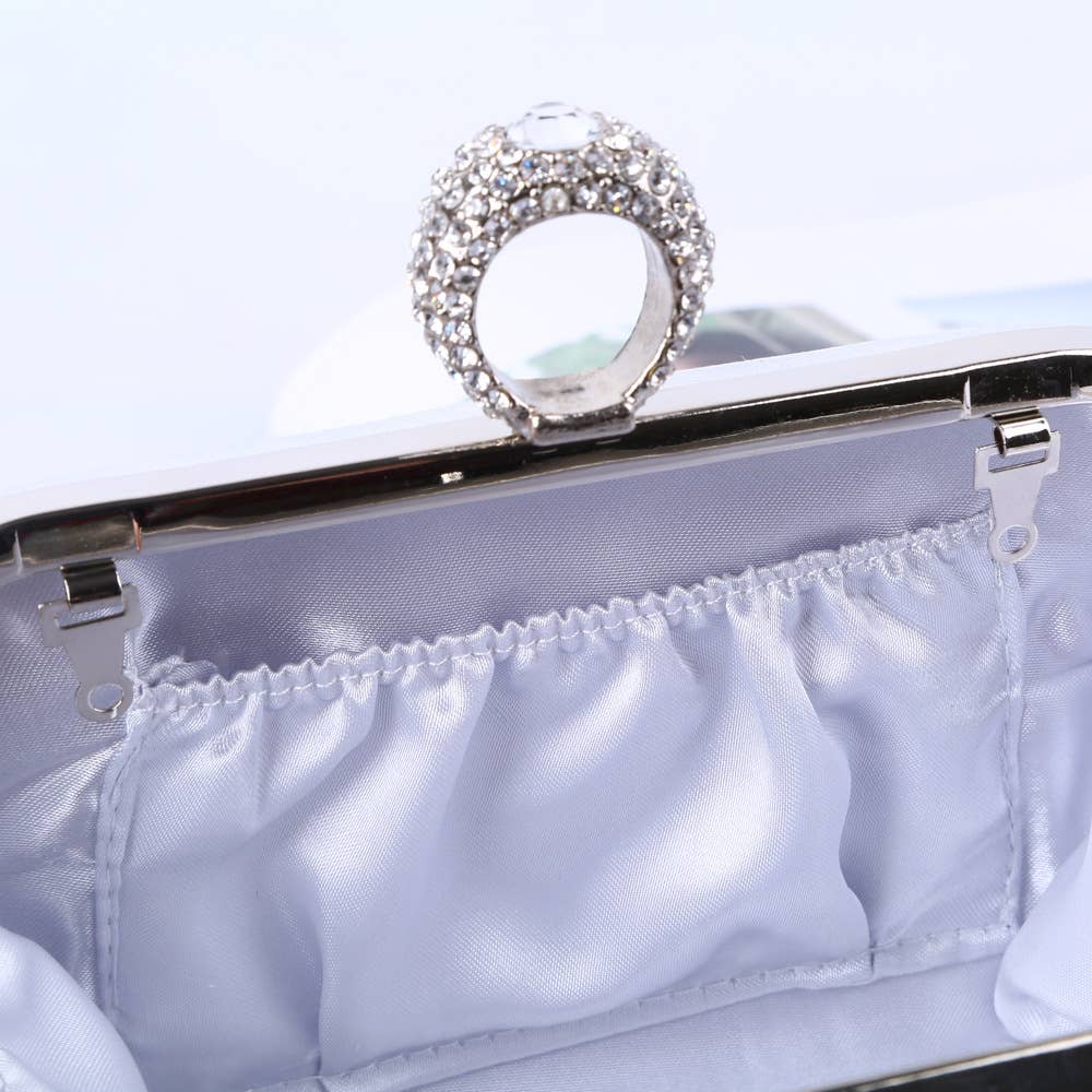 PEACH ACCESSORIES - 6053 Tassels crystal clutch bag with ring detail in Silver