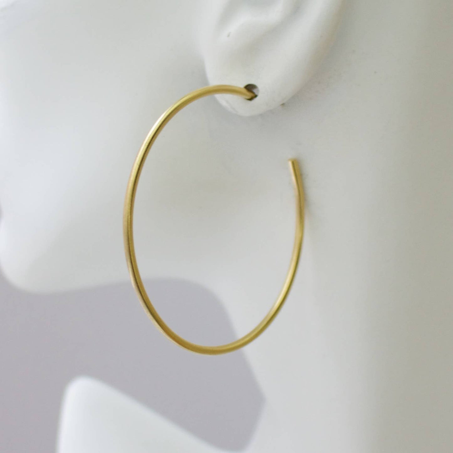 a.v. max - 2" Lexington Hoops: Gold