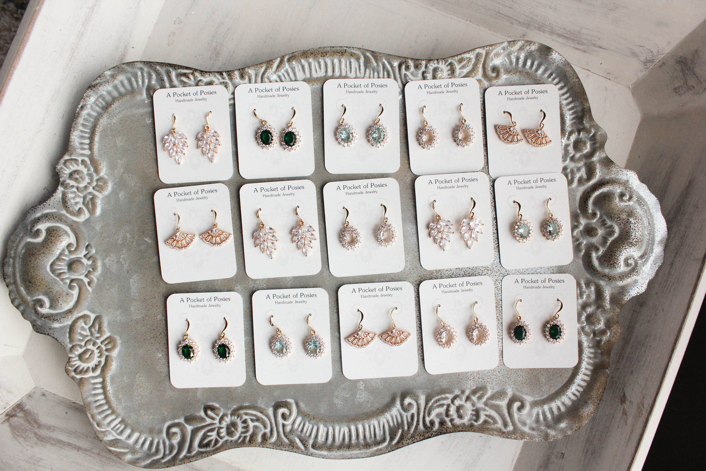 A Pocket of Posies - Emerald Green Oval Glass Earrings: Gold