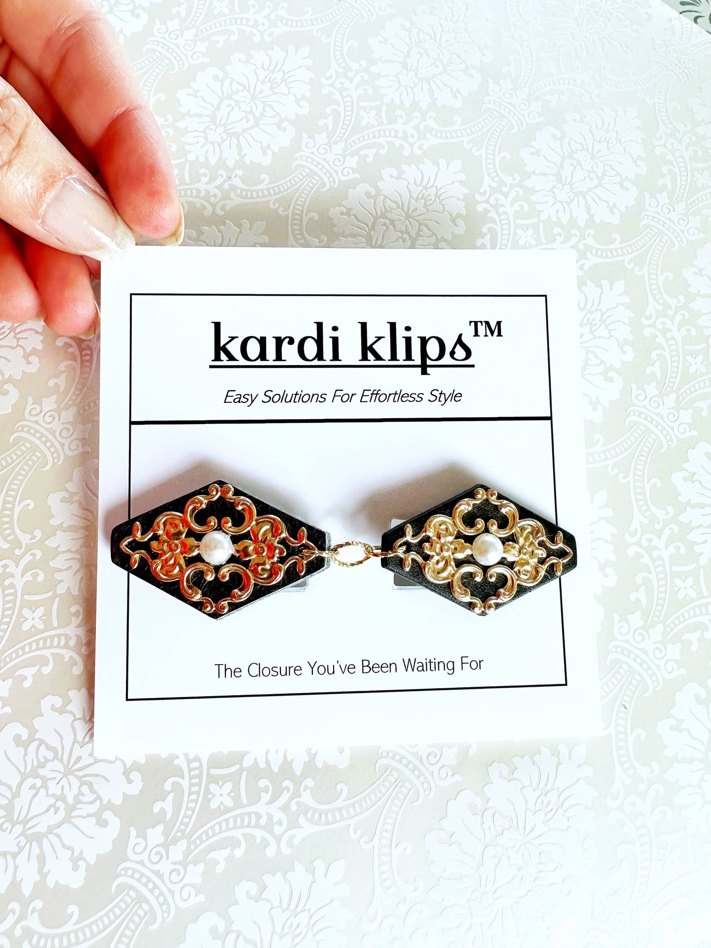 KardiKlips - Silver on Steel Gray Romantic KardiKlip: Ovals