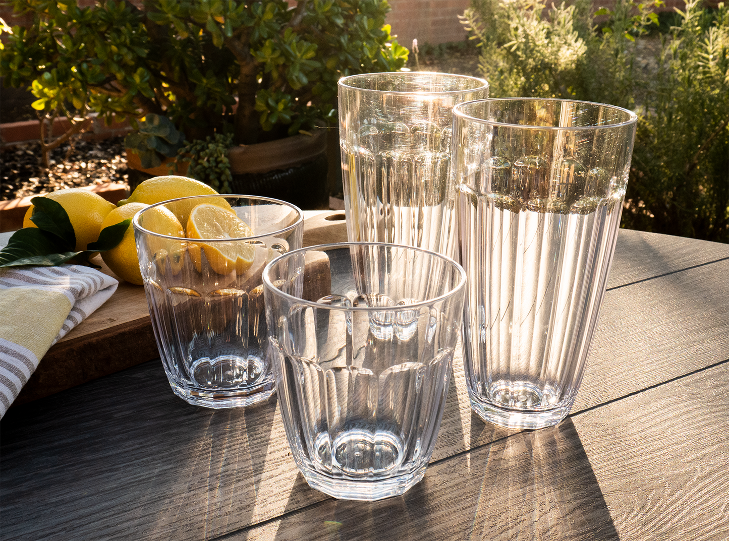 TarHong - Cabana Drinkware Set of 8, 4 EA Jumbo / DOF, 16 Oz / 24 Oz