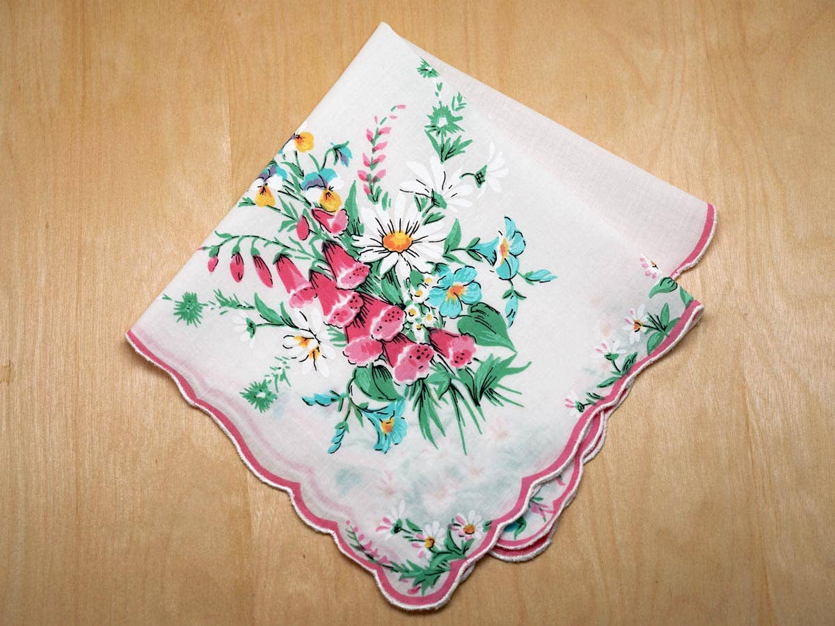 MOMENTS IN THYME - Art Deco Glamour Girl Dress Keepsake Hankie Card: BVlush