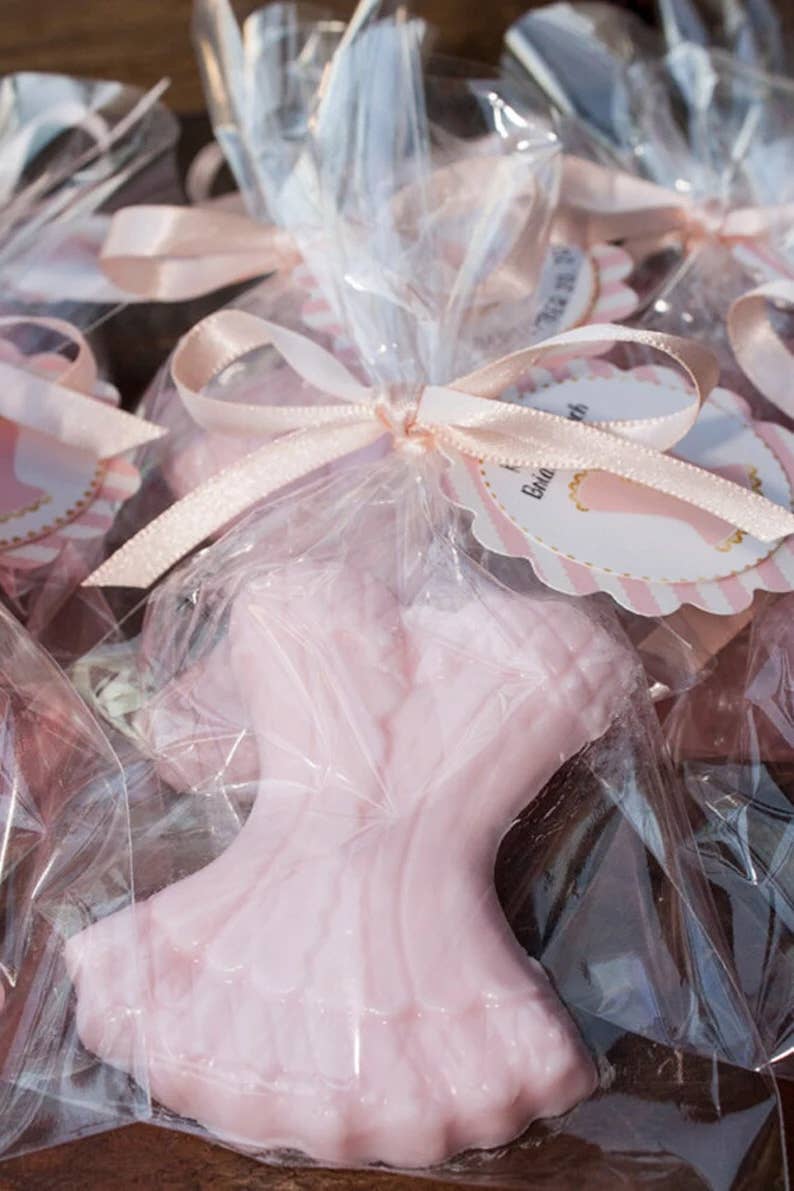 MOMENTS IN THYME - Victorian Soap Collection: Style 2