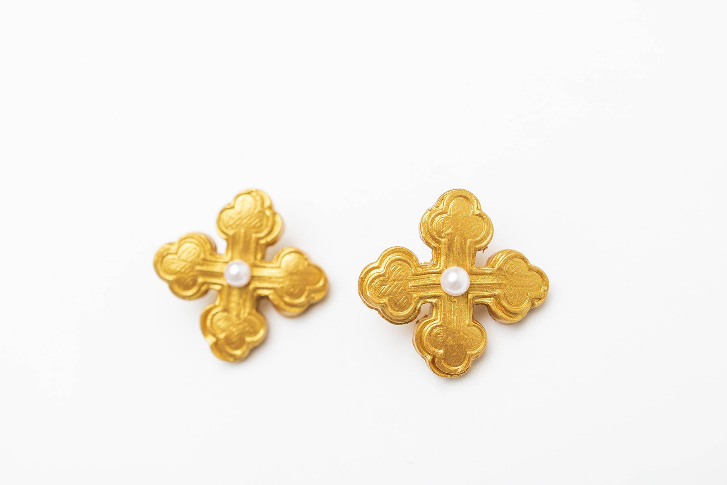 Hidden Truth Jewelry - Megan Pearl Studs