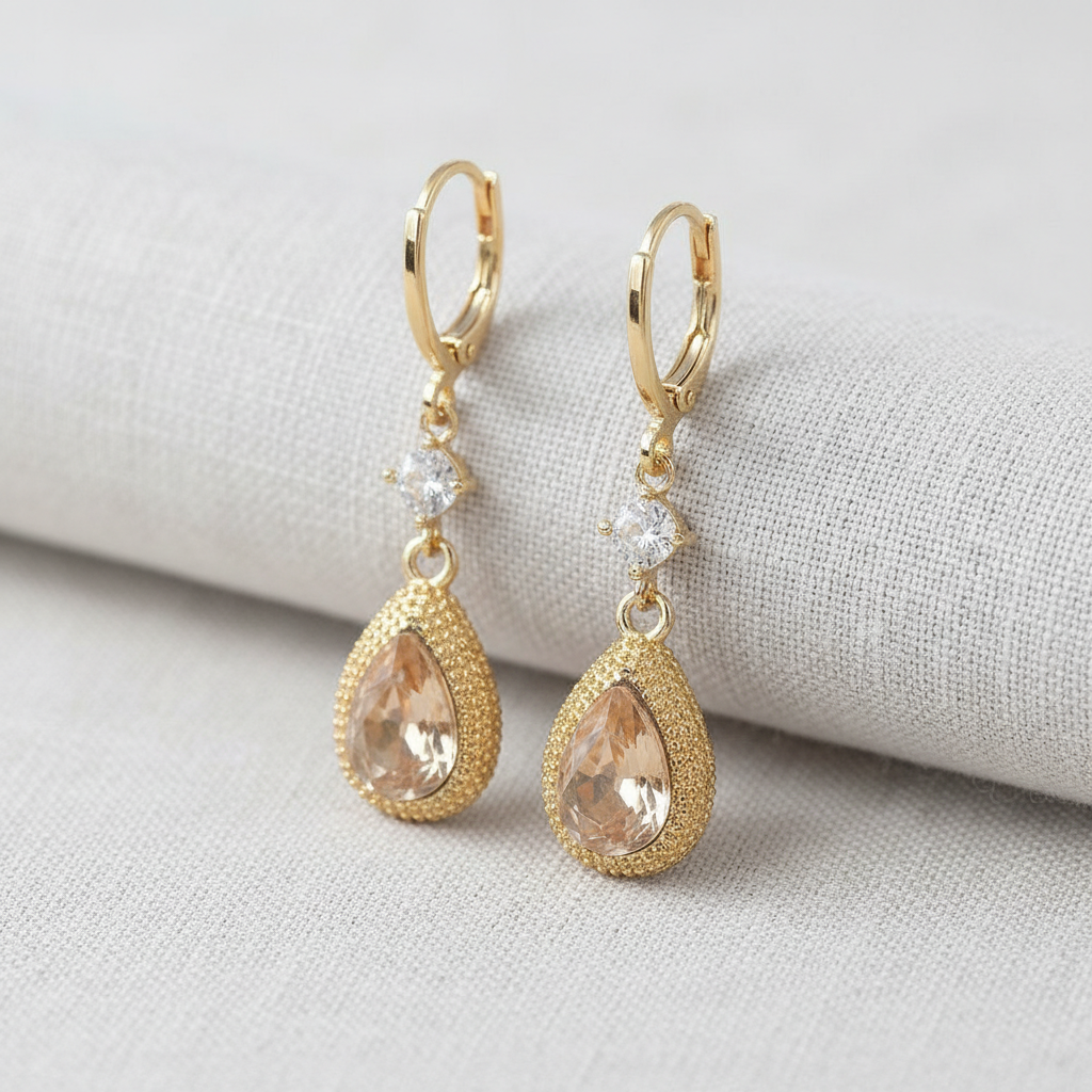 camilla dovey - Chic Crystal Teardrop Earrings