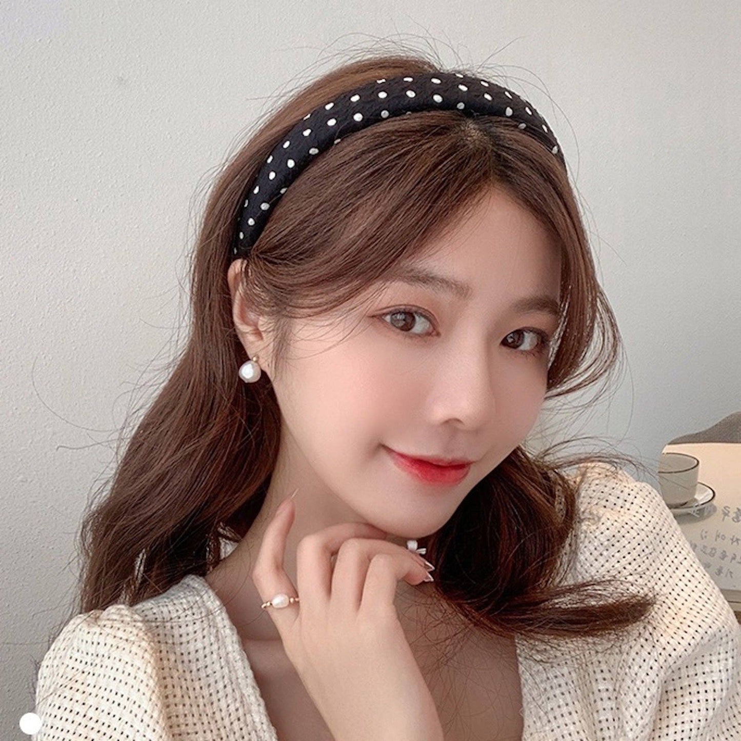 Cici’De Jewelry Amsterdam - Elegant polka dot hair band-white&black: White