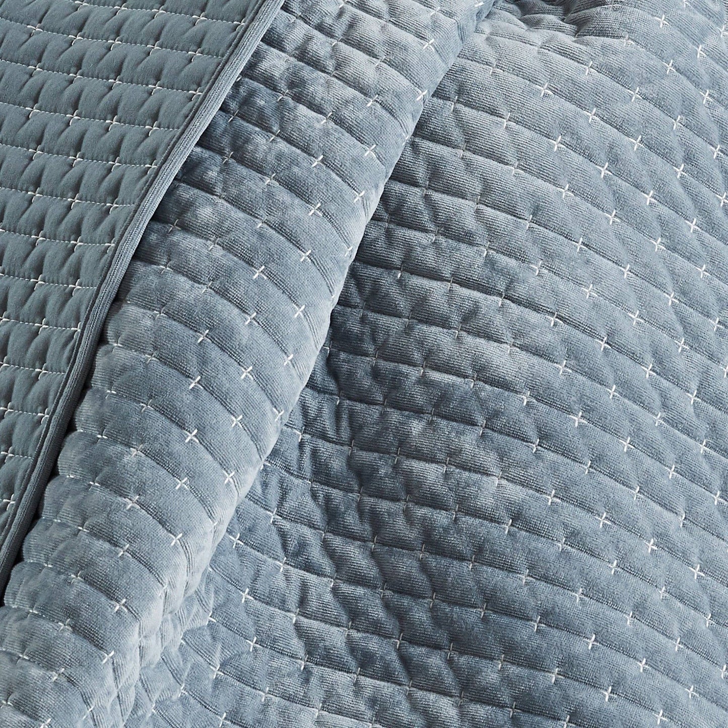 Levtex Home - Velvet Stitch Quilted Throw: Chambray
