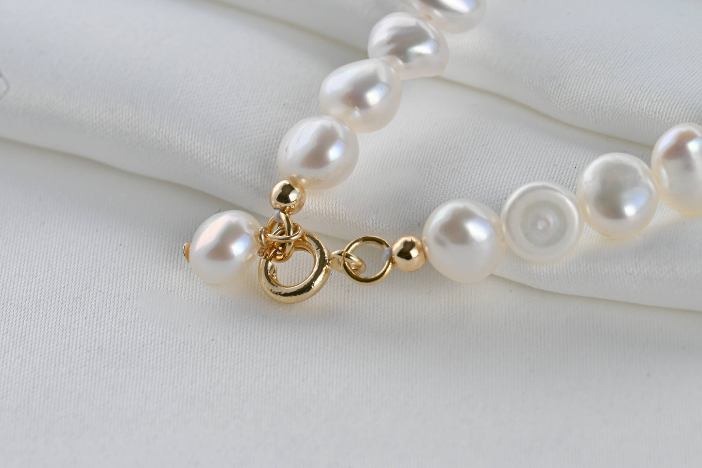 Blueyejewelry - Dainty Pearl Bracelets - 18k Gold Pearl Chain Bracelets: C. Full Pearl
