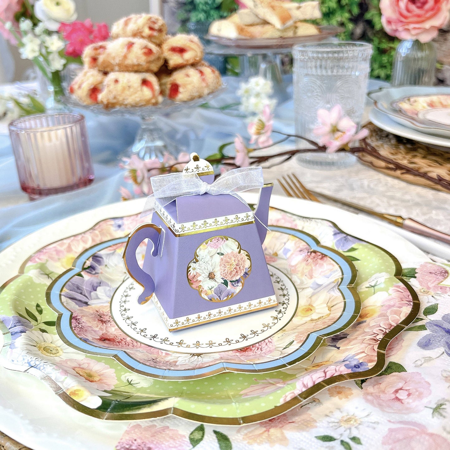Kate Aspen - Tea Time Party 78 Piece Party Tableware Set (16 Guests)