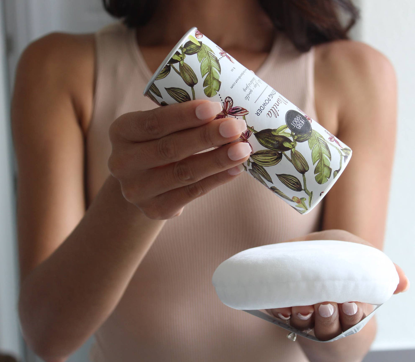 Herb & Root - Powder Puff + Satin Storage Bag