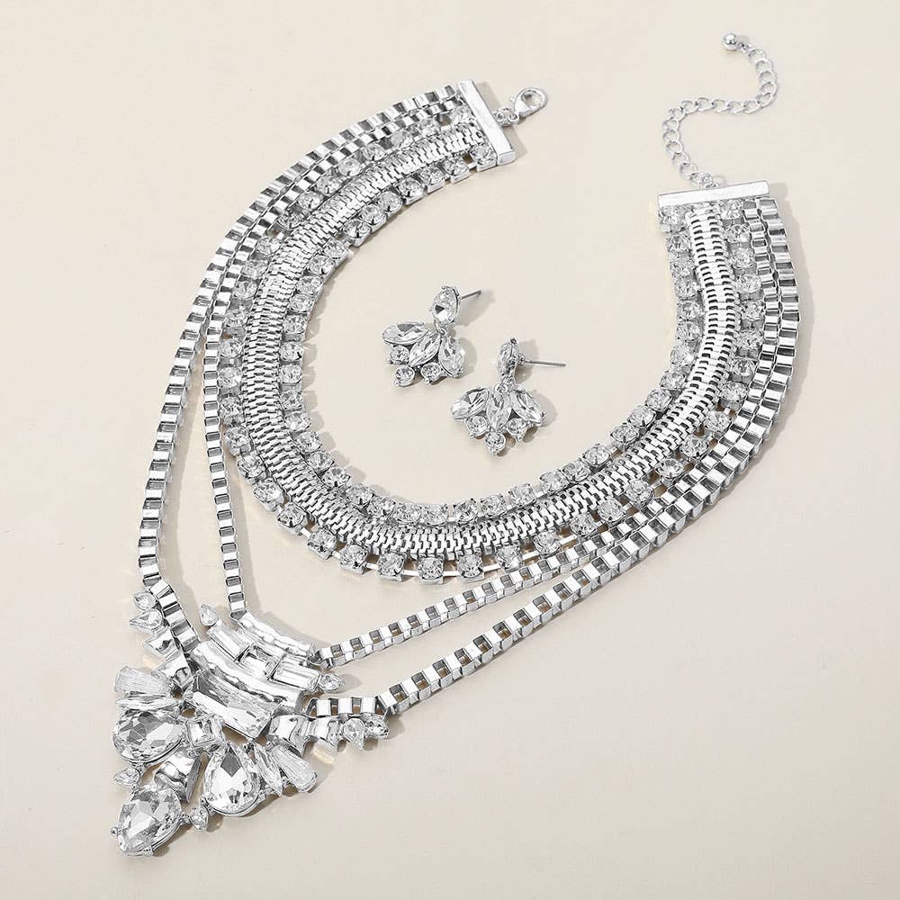 Sensibling Corp. - Antique Metal Stone Embellished Statement Necklace: Yellow Gold