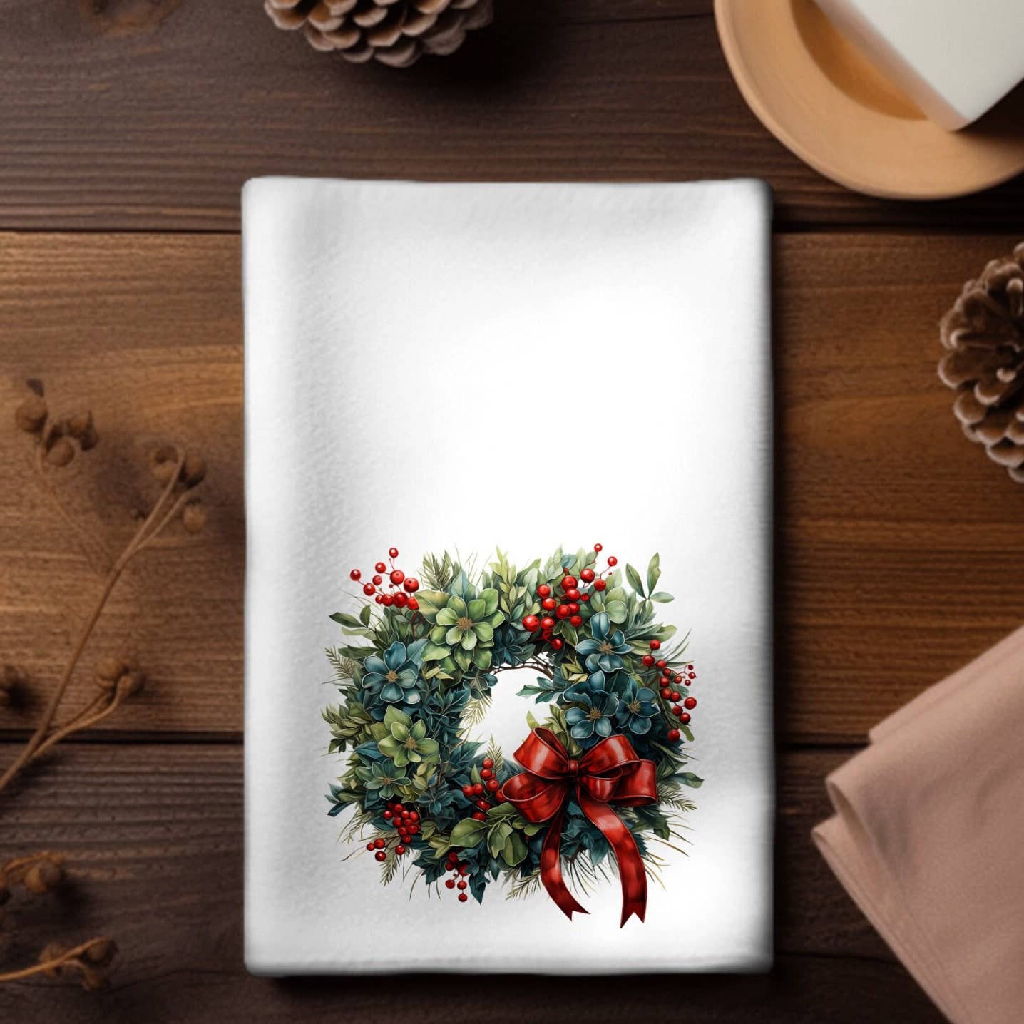Fernville Creations - Holiday Fingertip Towel with Wreath Decor for Christmas