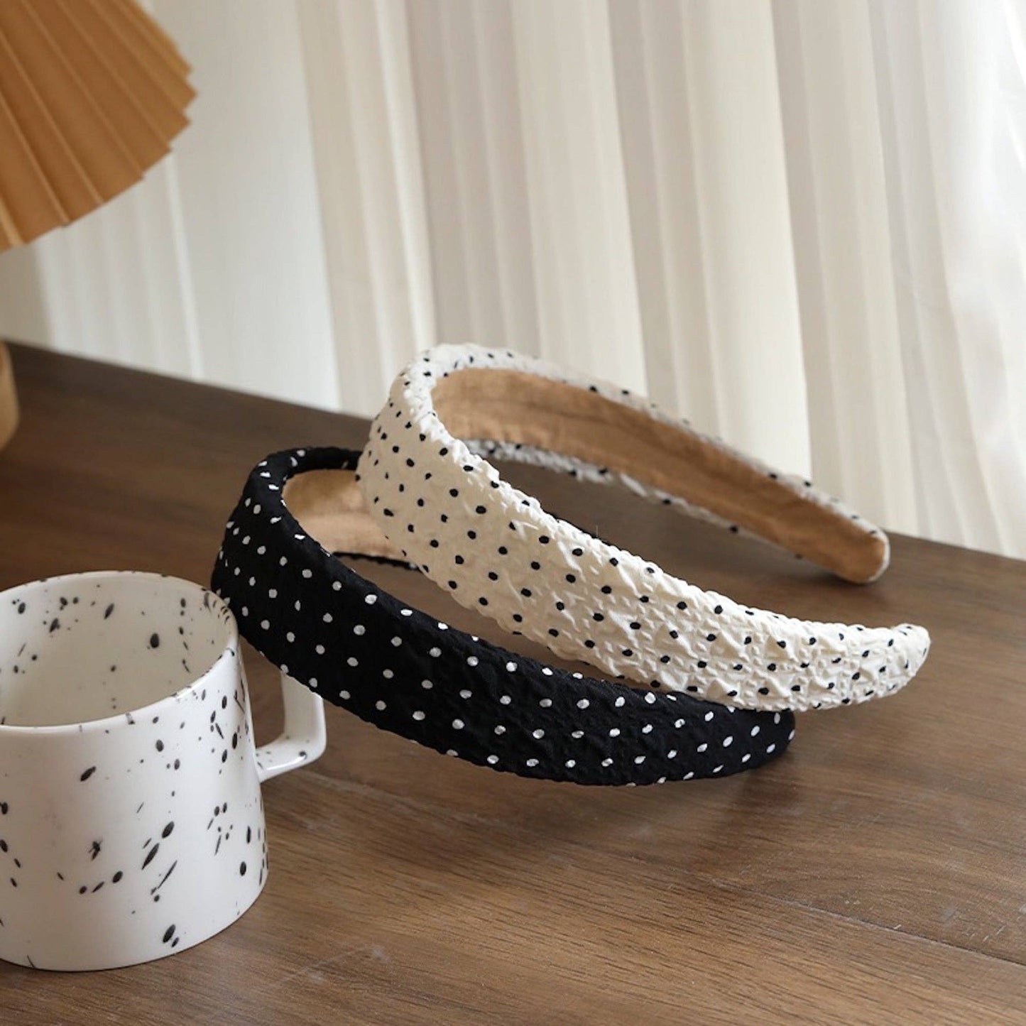 Cici’De Jewelry Amsterdam - Elegant polka dot hair band-white&black: White