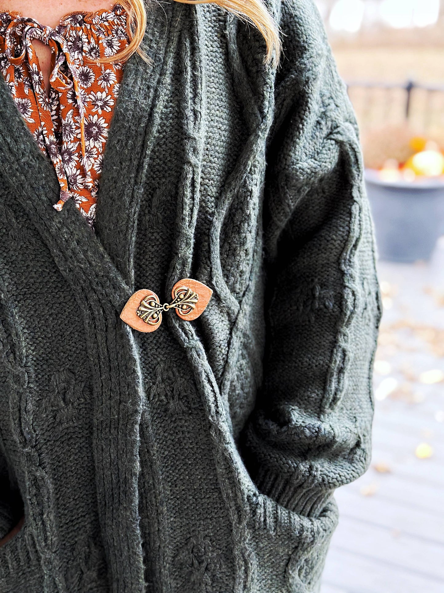 KardiKlips - Cinch Clips for Clothes, Unique Belt Alternative Accessories