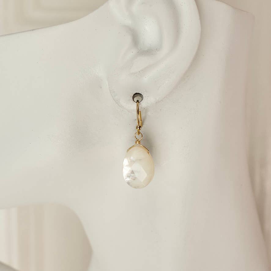 a.v. max - Faceted Mother of Pearl Earring: Silver