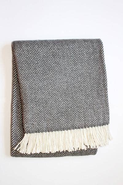 A Soft Idea - 355 - Herringbone Plush Throw: Moss Green