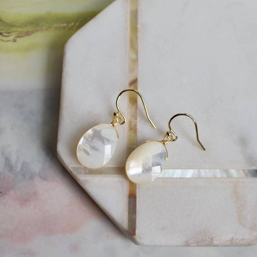 a.v. max - Faceted Mother of Pearl Earring: Silver