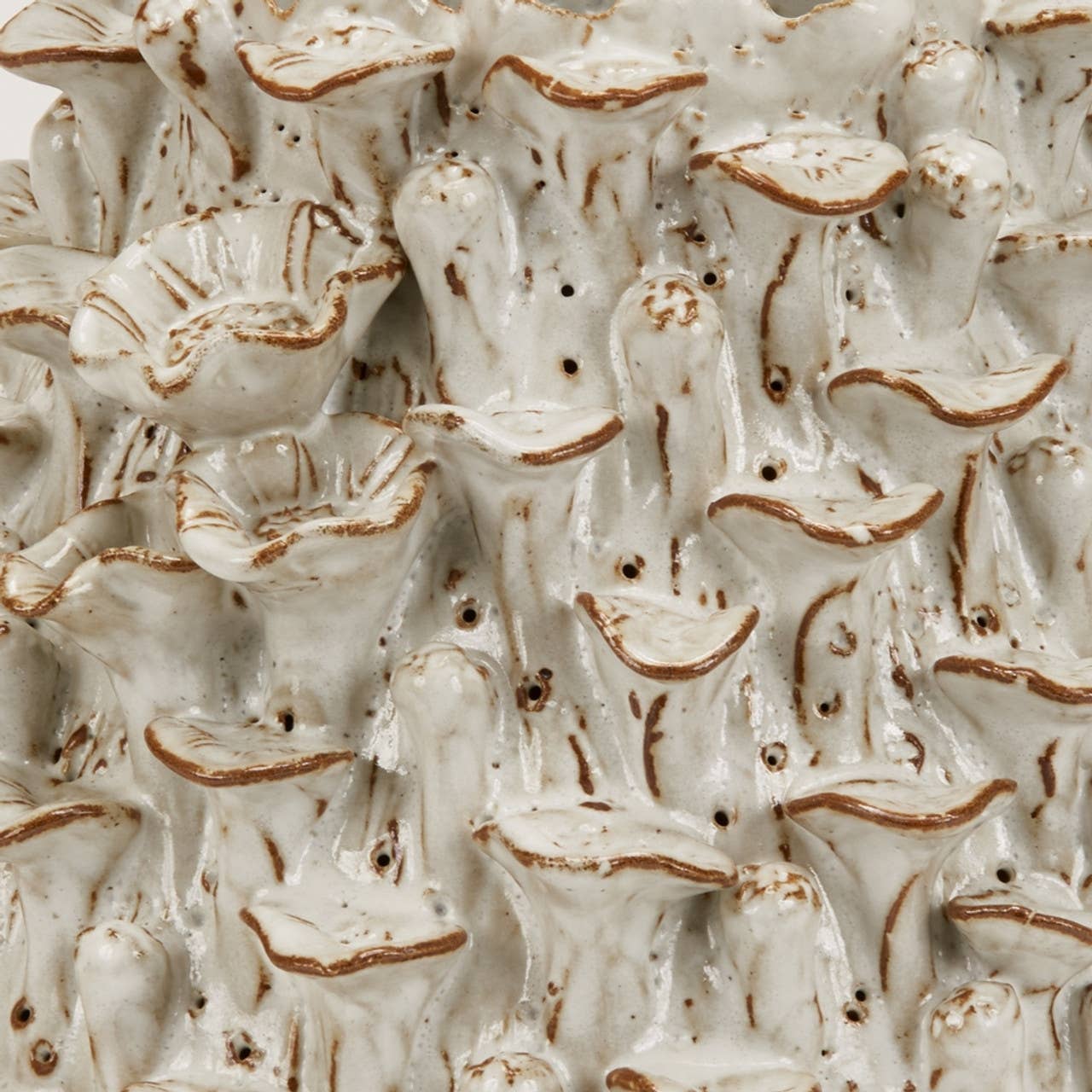 Continental Home - Hand Made White Coral Vase V174