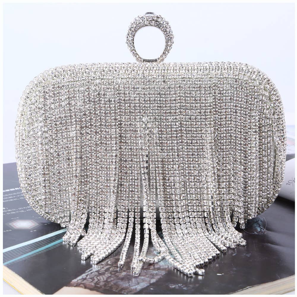 PEACH ACCESSORIES - 6053 Tassels crystal clutch bag with ring detail in Silver