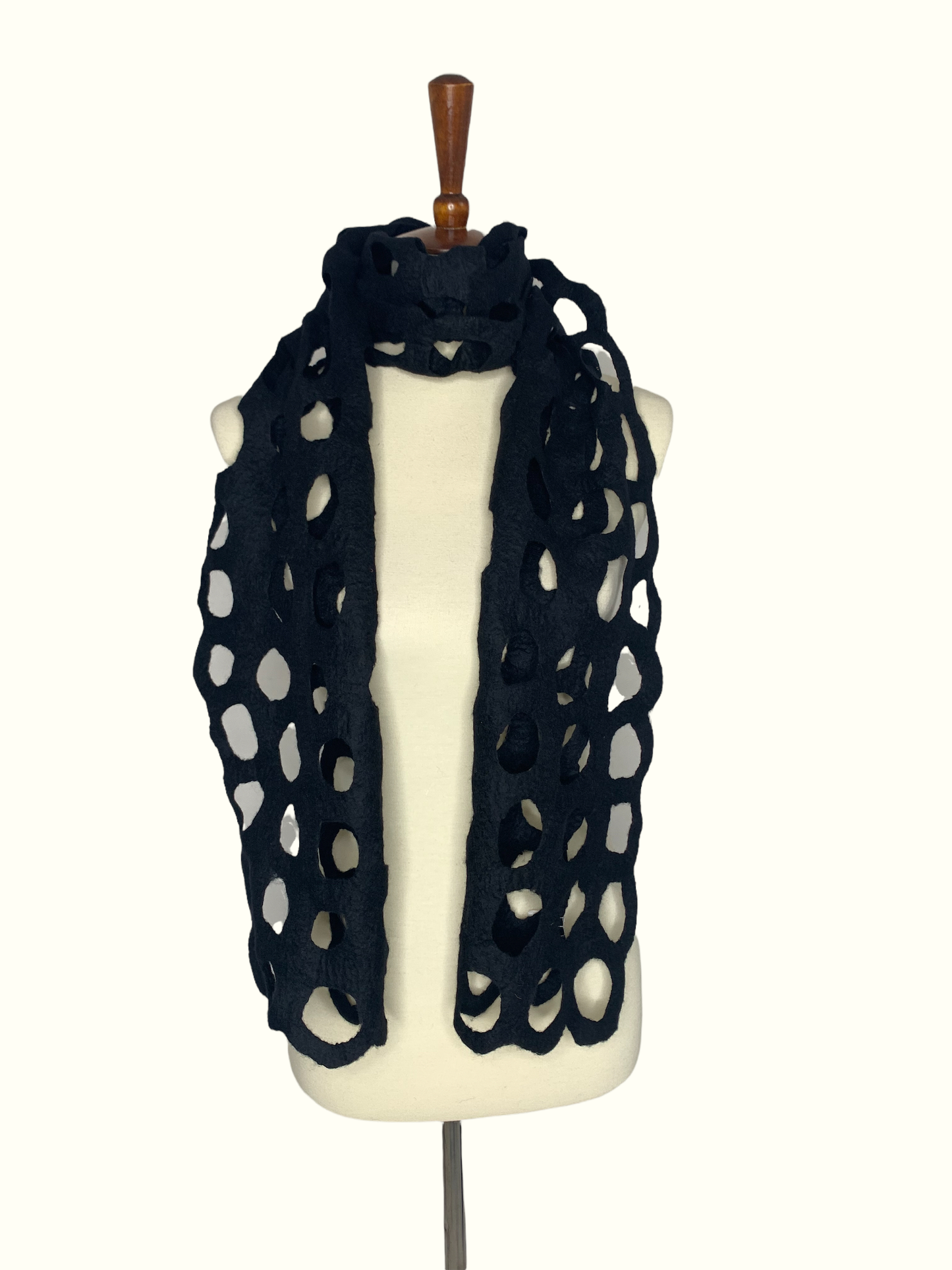 Ring - Black Scarf