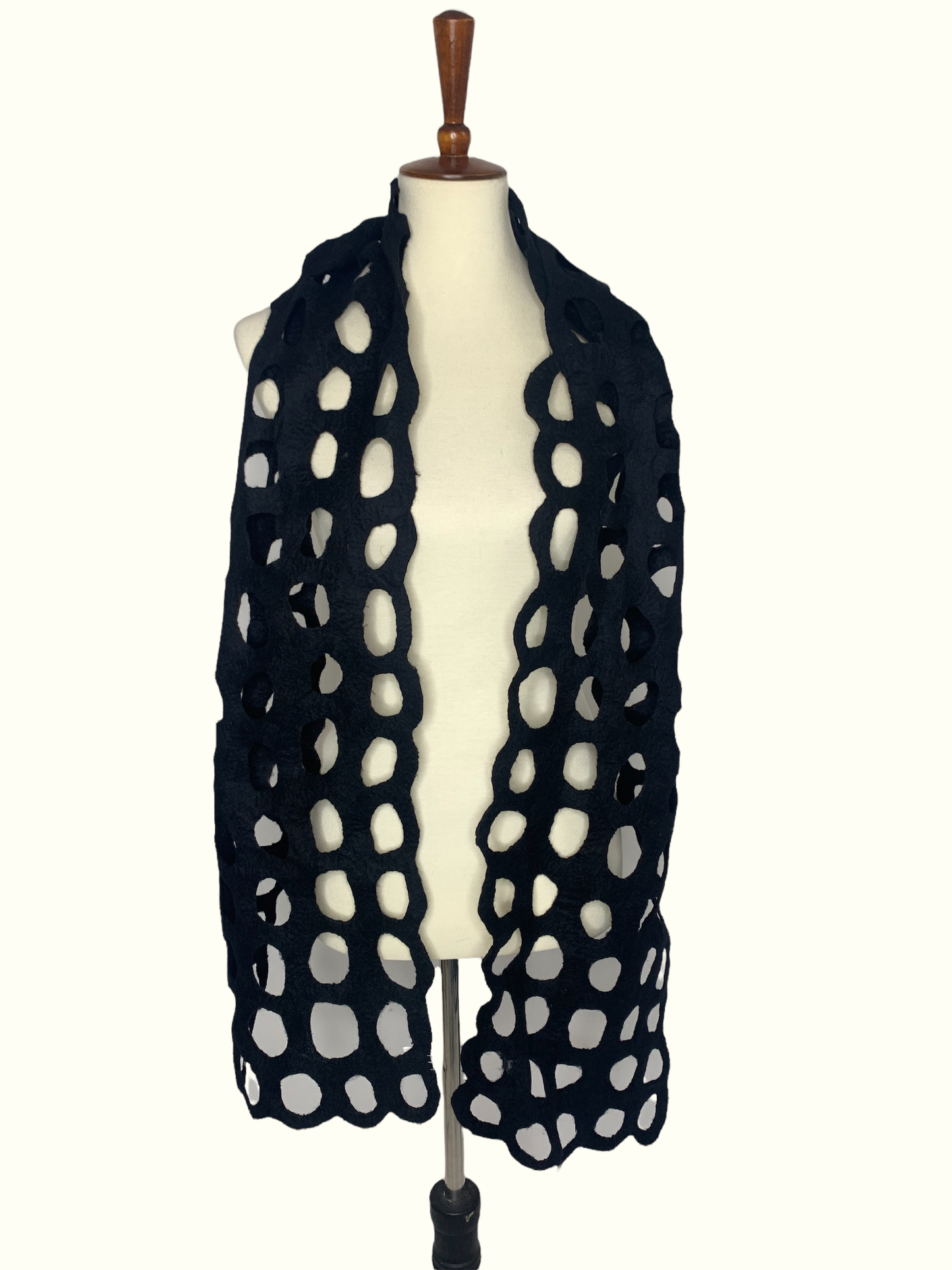 Ring - Black Scarf