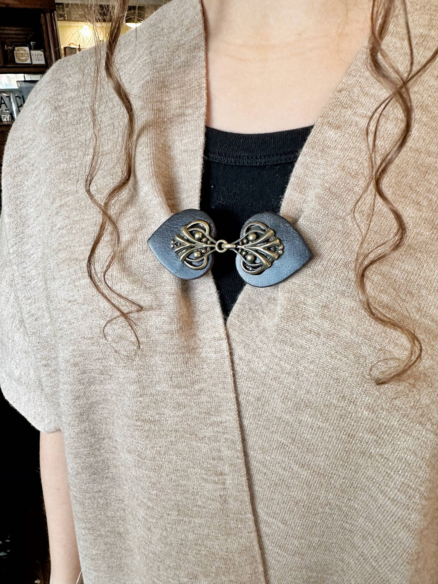 KardiKlips - Cinch Clips for Dresses, Shirts, Jackets, Dusters