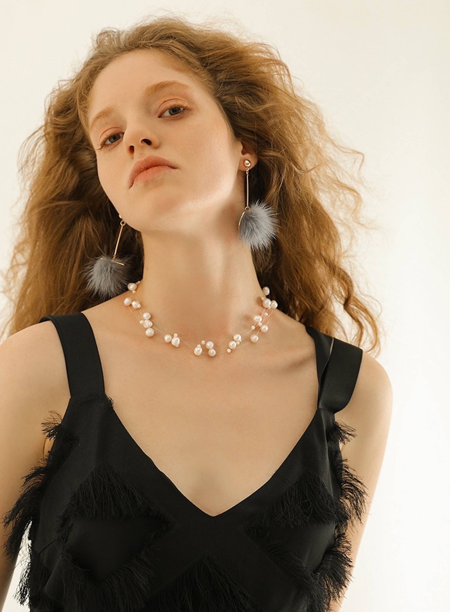 Cici’De Jewelry Amsterdam - Freshwater baroque Pearl beads transparent line necklace