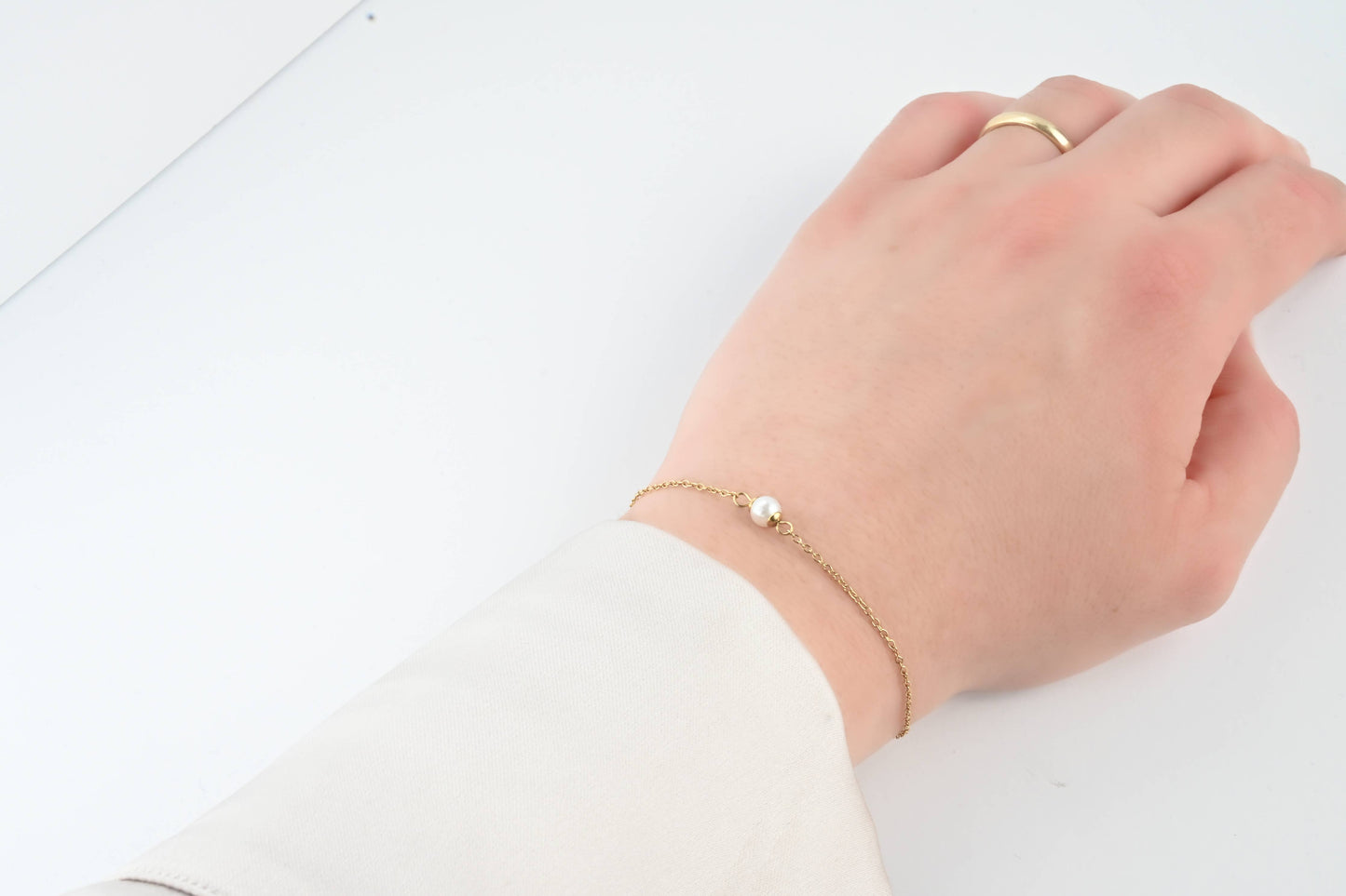 Blueyejewelry - Dainty Pearl Bracelets - 18k Gold Pearl Chain Bracelets: C. Full Pearl