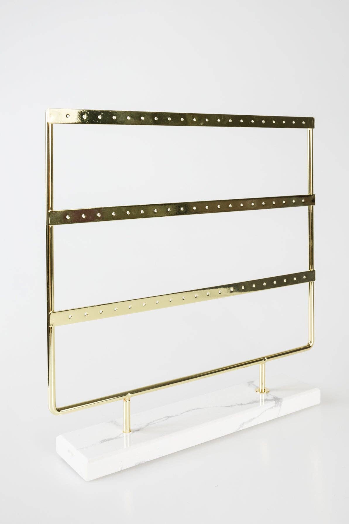 Violet & Brooks - 3-Tier Earring Display: Item