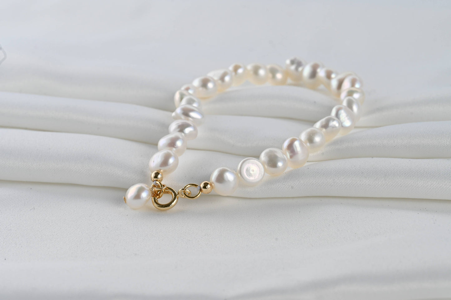 Blueyejewelry - Dainty Pearl Bracelets - 18k Gold Pearl Chain Bracelets: C. Full Pearl