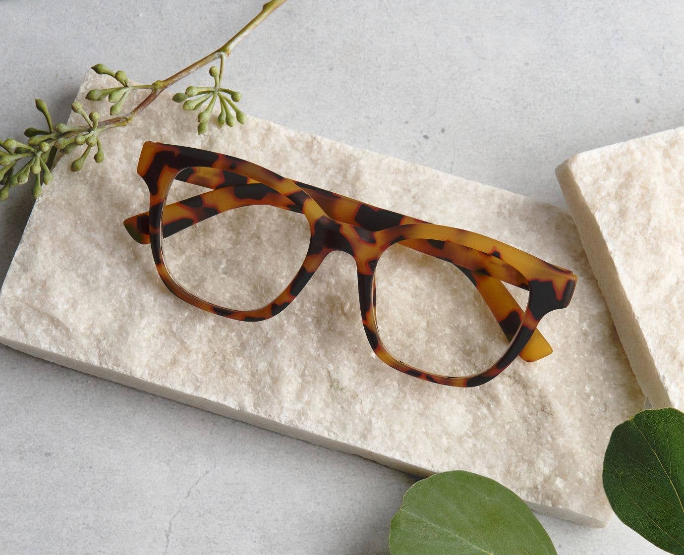 Peepers - Zinnia (Blue Light): Coffee / Reading / 1.25