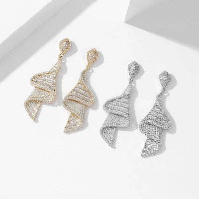 Cici’De Jewelry Amsterdam - Dress Design Dazzling Large Drop Earrings: Gold