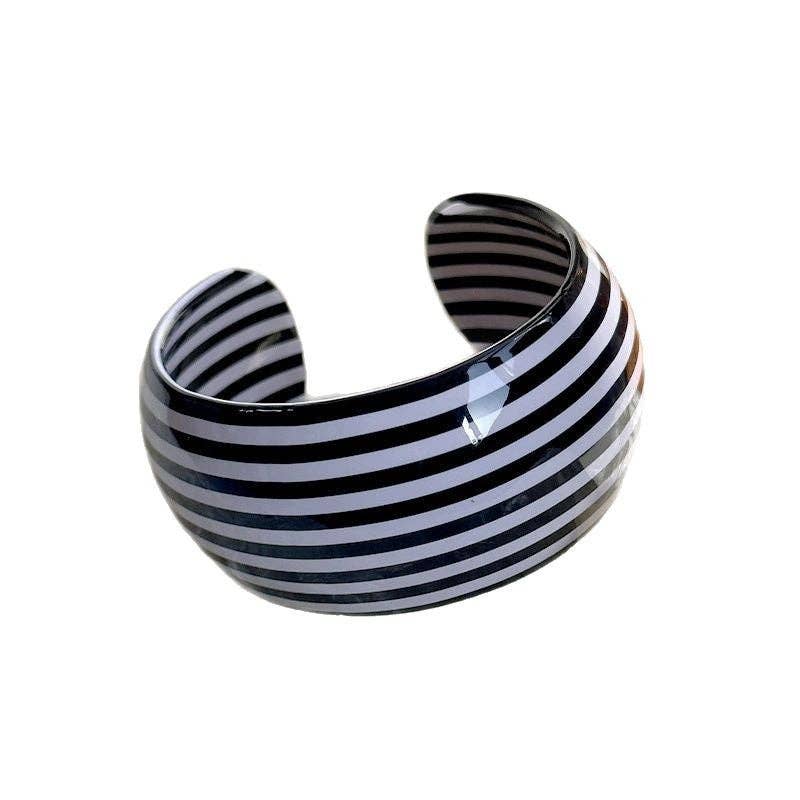 Dipped Shop - Striped C-Shape Wide Acrylic Bracelets DP25B574: Horizontal Stripe