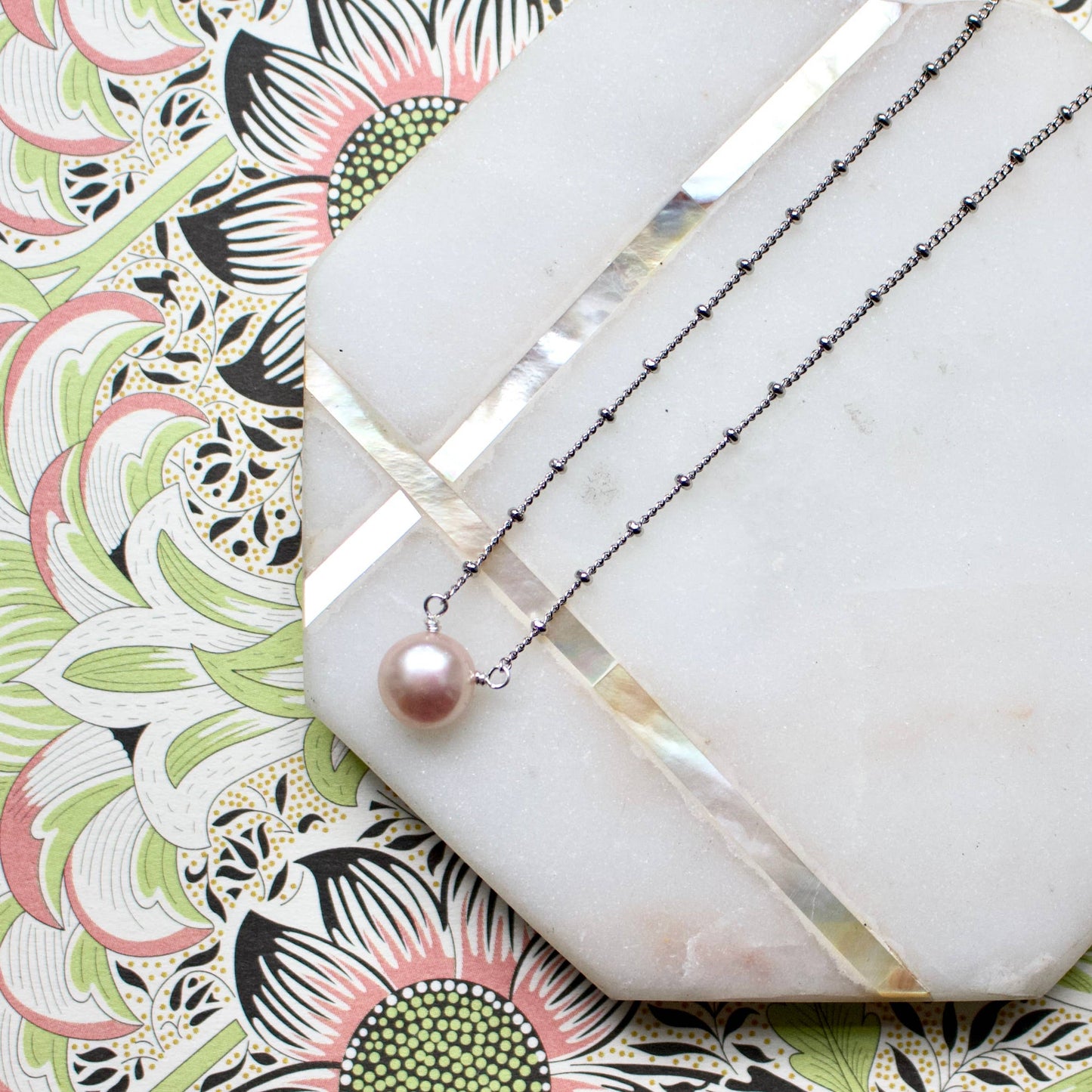 a.v. max - Solitaire Pearl Necklace: White/Silver