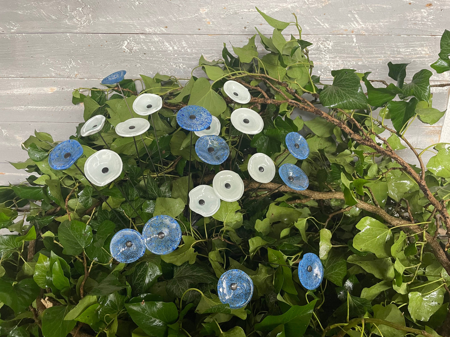 CARNEOL GLASS - Small Glass Flower For Outside In L.Blue-D.Blue