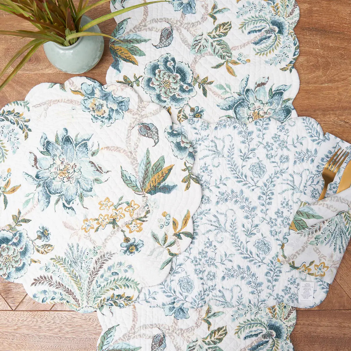 C&F Home - Braganza Teal Floral Round Placemat