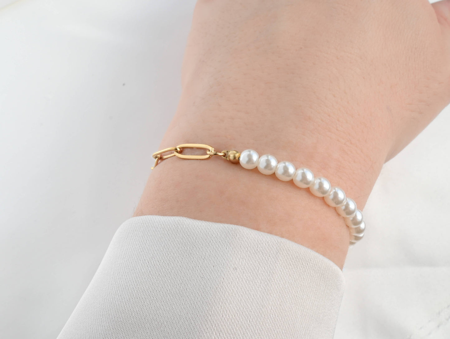 Blueyejewelry - Dainty Pearl Bracelets - 18k Gold Pearl Chain Bracelets: C. Full Pearl