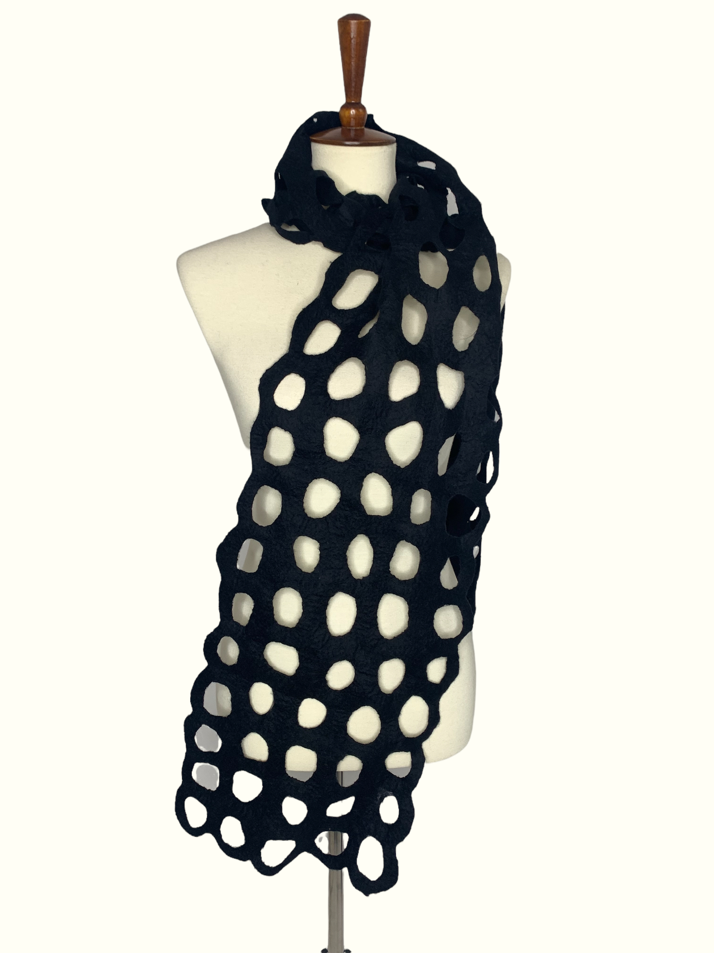 Ring - Black Scarf