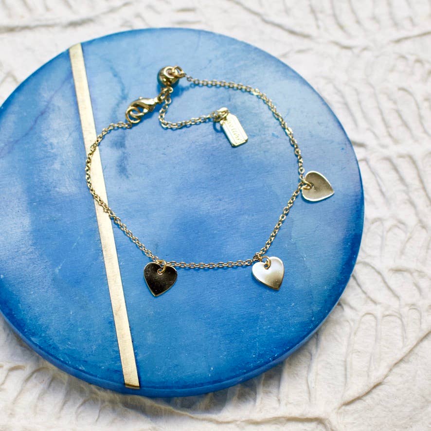 a.v. max - Heart Charm Slider Bracelet: Gold