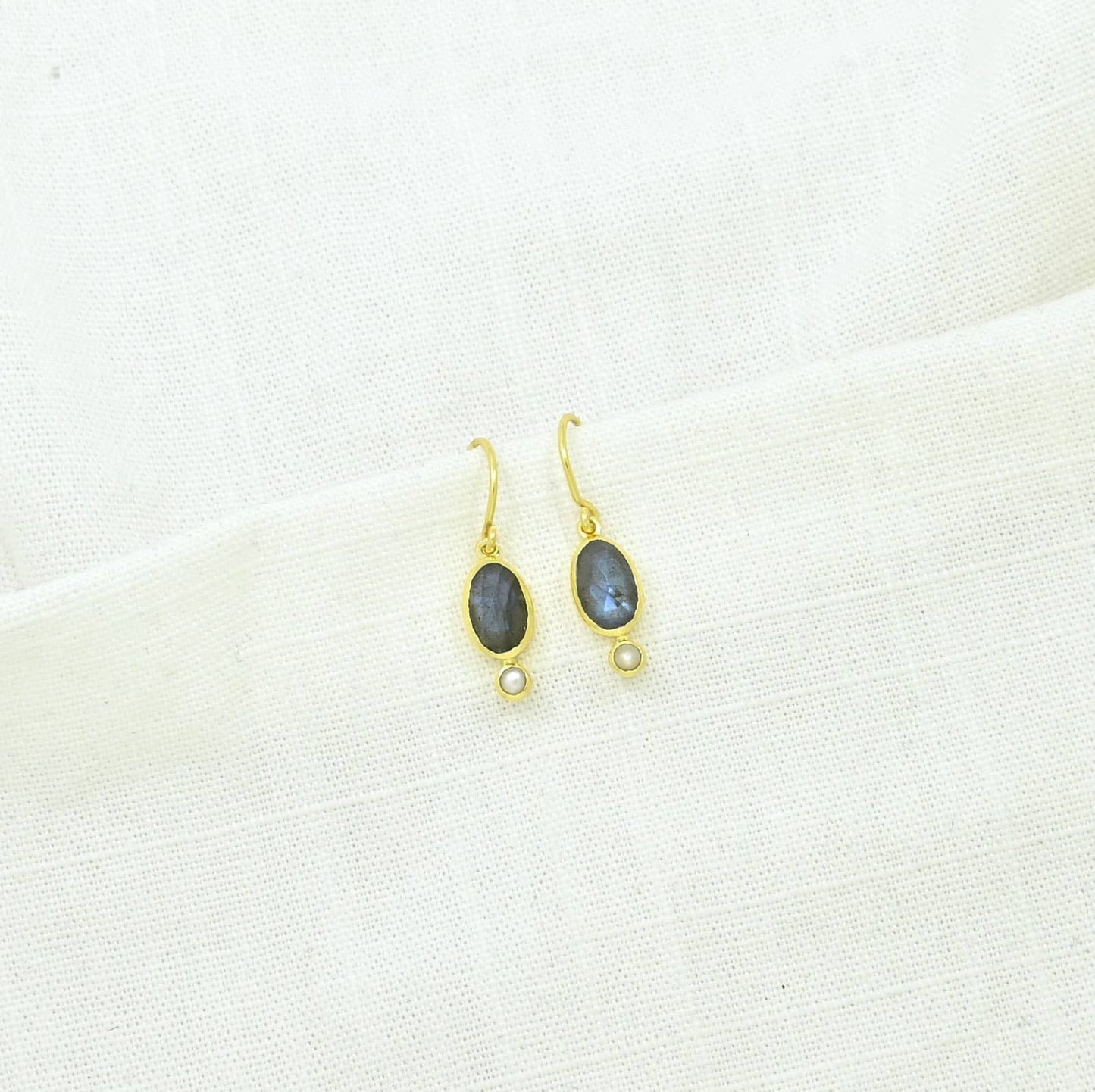 Schmuckoo Berlin - Fiona Earrings Gold - Labradorite & Pearl