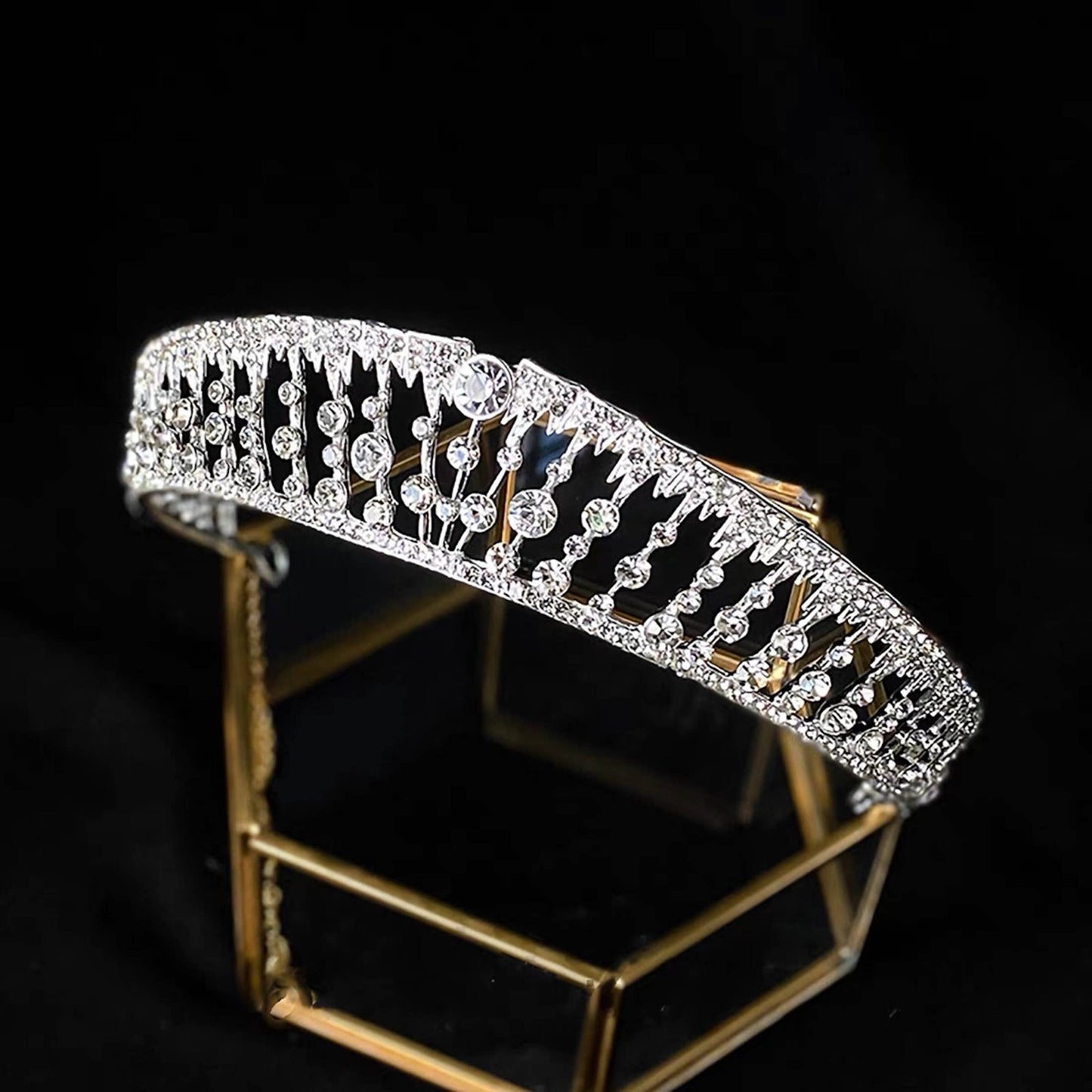 Cici’De Jewelry Amsterdam - Crystal Bridal Tiara with Zirconias: Princess Royal Elegance