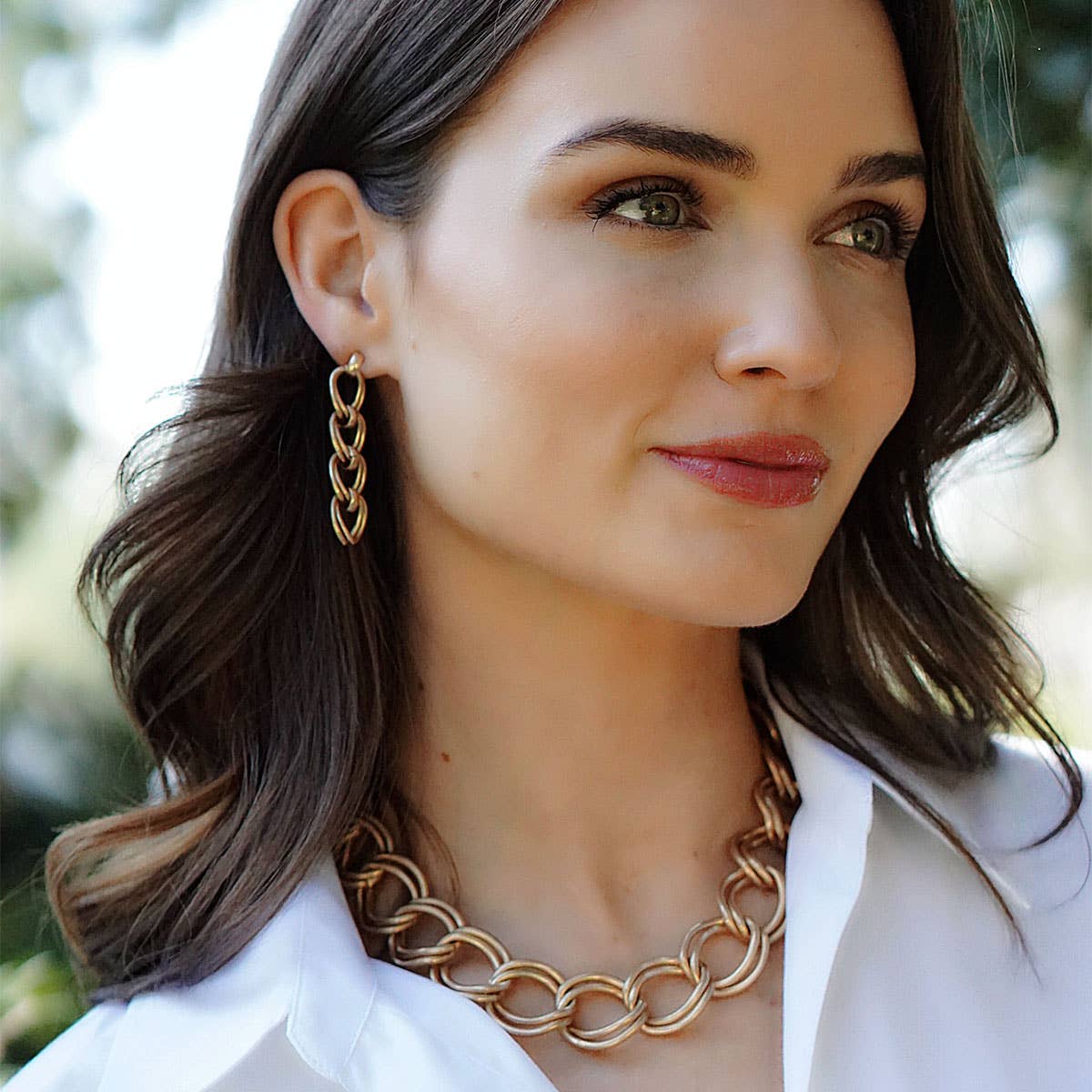Canvas Style - Valerie Double Chain Link Statement Necklace in Worn Gold