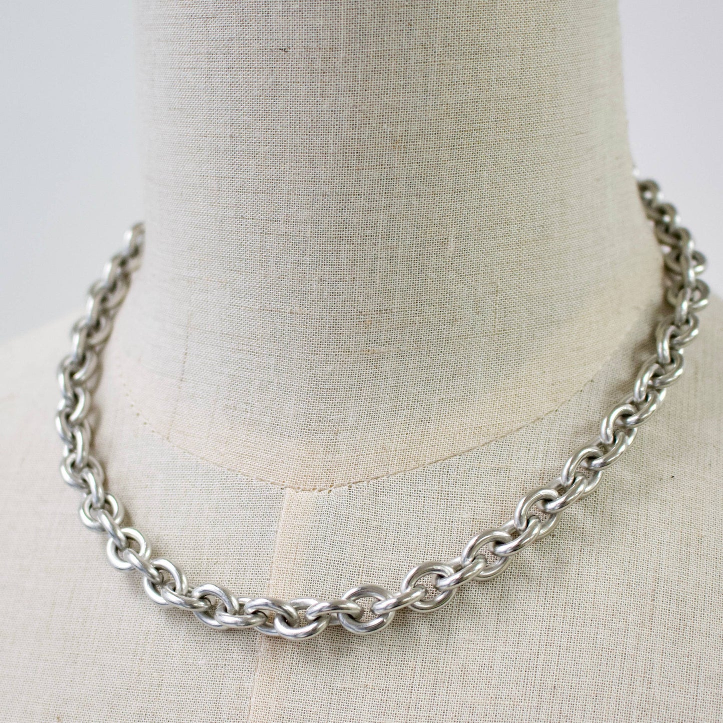 a.v. max - Lux Baroque Chain Necklace: Matte Gold