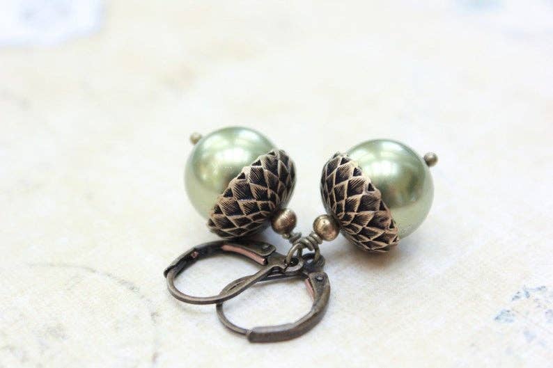 A Pocket of Posies - Pearl Acorn Earrings | ANTIQUED BRASS | Nature jewelry: Copper Pearl