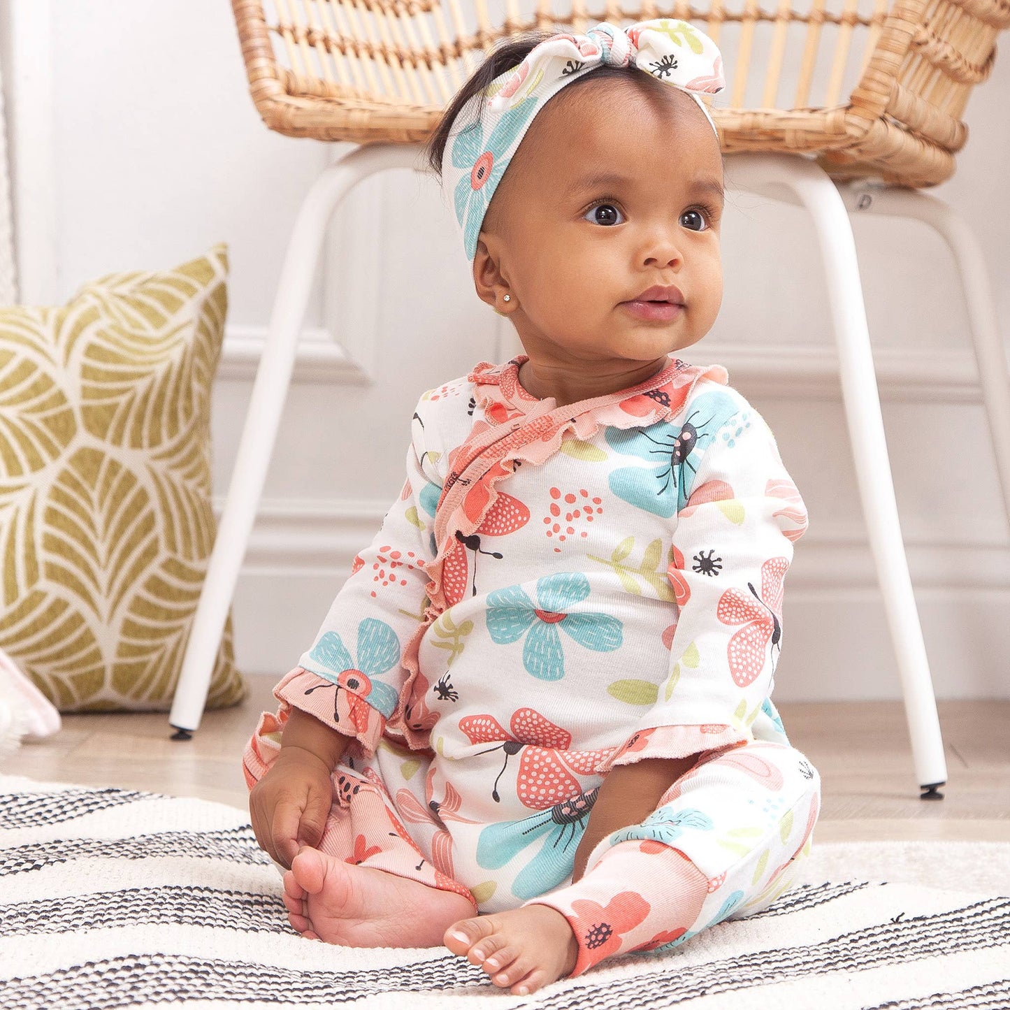 Tesa Babe - Fluttering Blossoms Baby Girl Cotton Zipper Romper: 6-12M