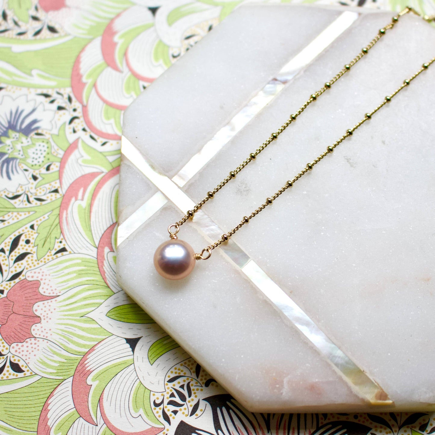 a.v. max - Solitaire Pearl Necklace: White/Silver