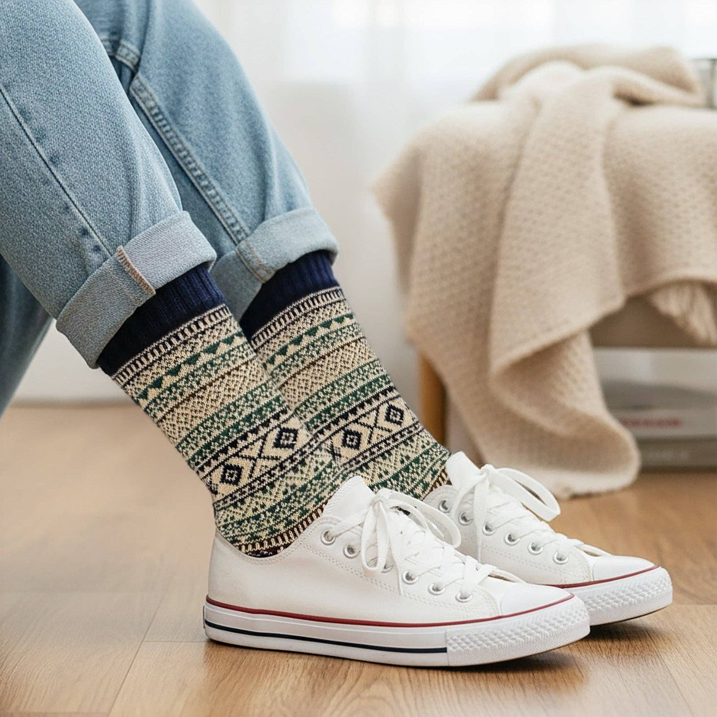Wrapables.com - Wrapables Women's Nordic Warm Crew Wool Socks (Set of 5)
