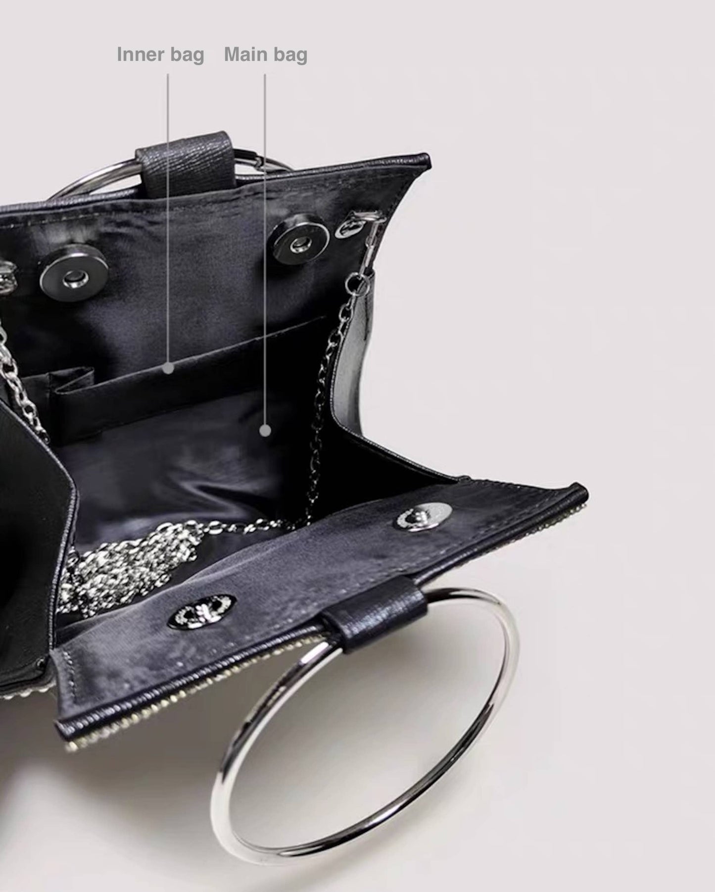 Cici’De Jewelry Amsterdam - Shiny Black Party Clutch with Pearl Beads and Silver Circle: Gold