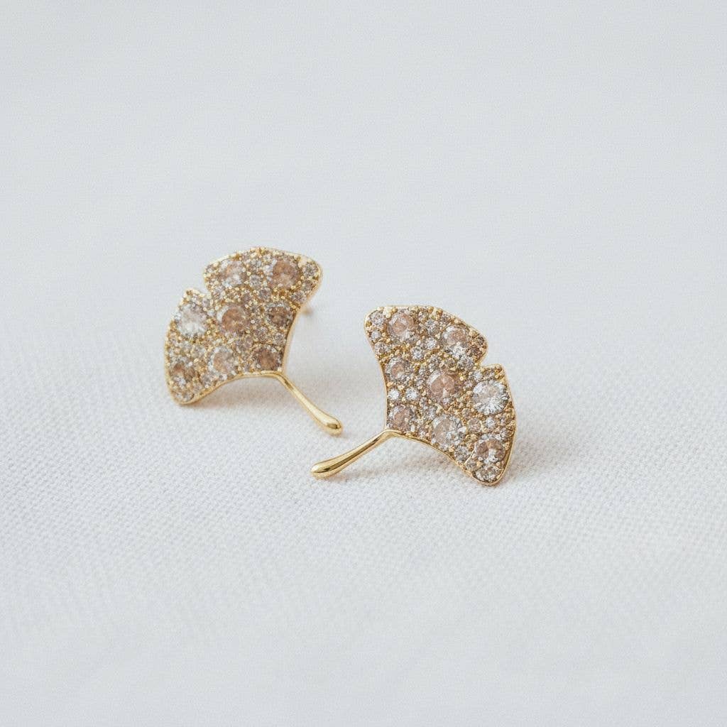 Ellemadera - Vintage Zircon Ginkgo Leaf Stud Earrings
